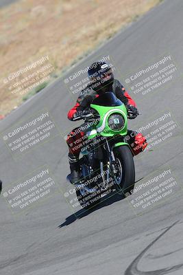 media/Nov-12-2023-Classic Track Days (Sun) [[11f17acb81]]/Group 3/session 2 turn 9/